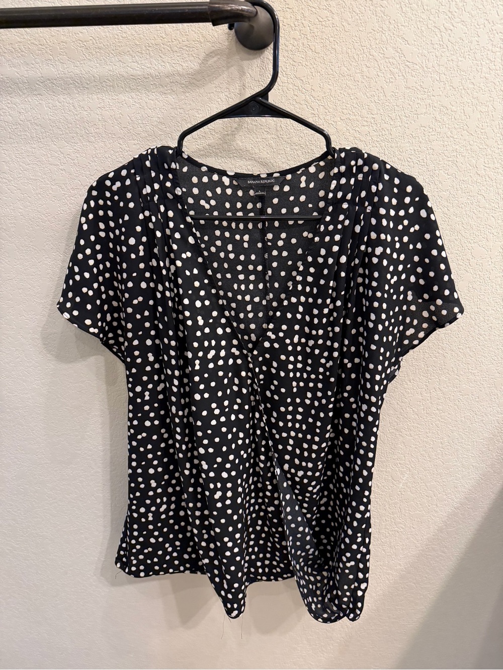 Banana Republic Black and White Polka Dot Short Sleeve Blouse
